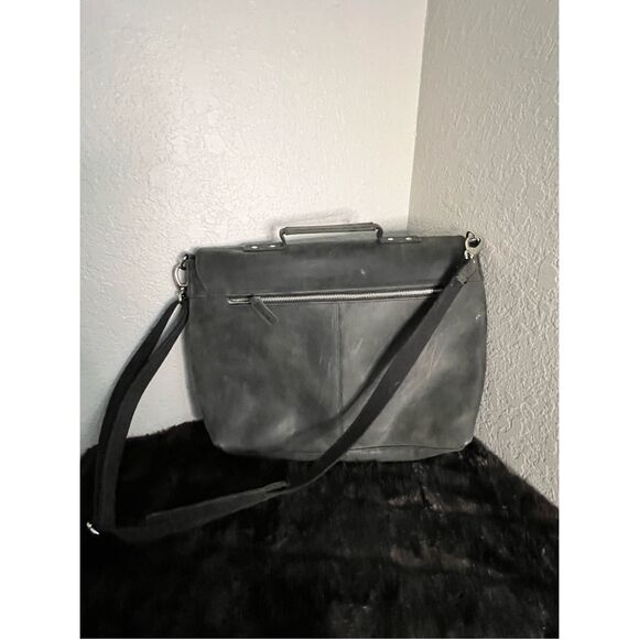 KomalC 16 Inch Leather briefcase Laptop Messenger Bags - Picture 2 of 8